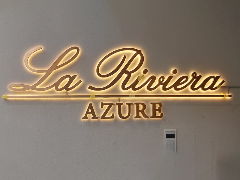 Cost Factors to Consider When Working with Signage Manufacturers